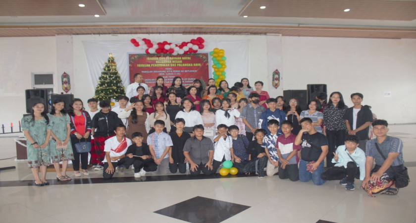 Perayaan Natal Yayasan Pendidikan GKE Palangka Raya: 