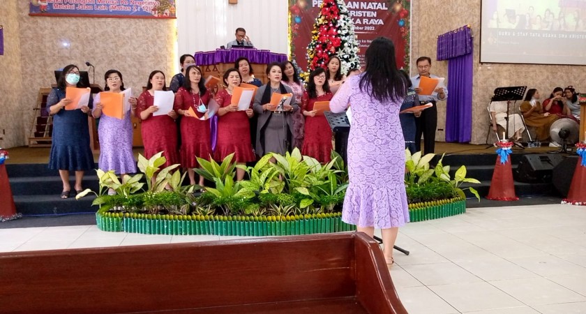 Ibadah dan Perayaan Natal keluarga besar SMA Kristen Palangka Raya