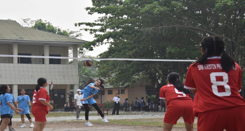 Lomba Voli dalam Rangka Perayaan Ulang Tahun ke-63 SMA Kristen pada 8 Oktober 2023: Menggelorakan Semangat Kebersamaan
